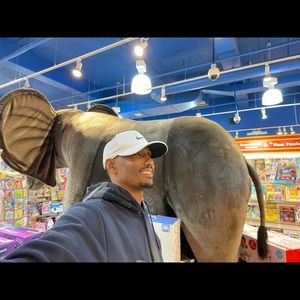 Meet your Posher, Yonas